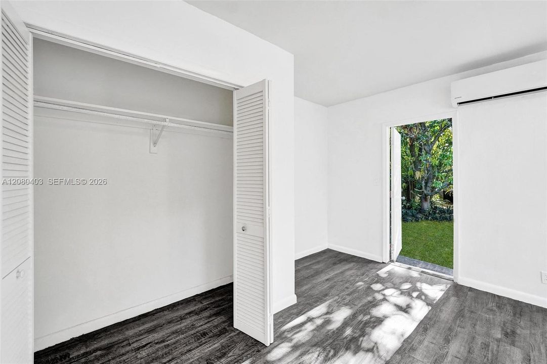For Sale: $435,000 (3 beds, 2 baths, 1103 Square Feet)