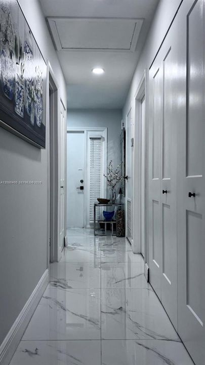 For Sale: $475,000 (2 beds, 2 baths, 1169 Square Feet)