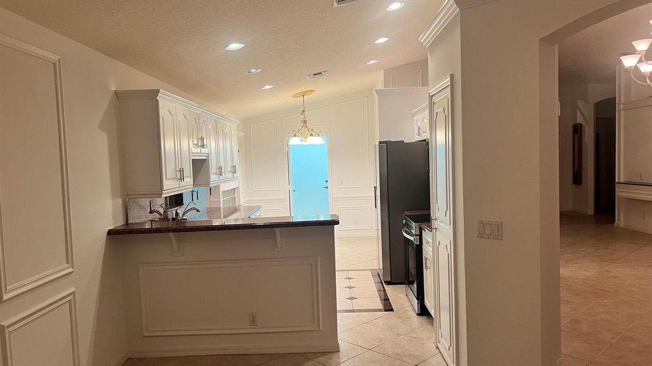 KITCHEN