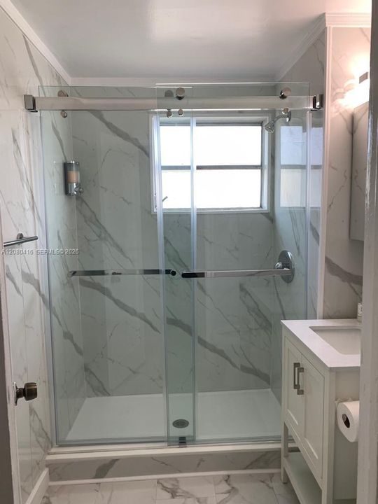 For Rent: $1,950 (1 beds, 1 baths, 500 Square Feet)