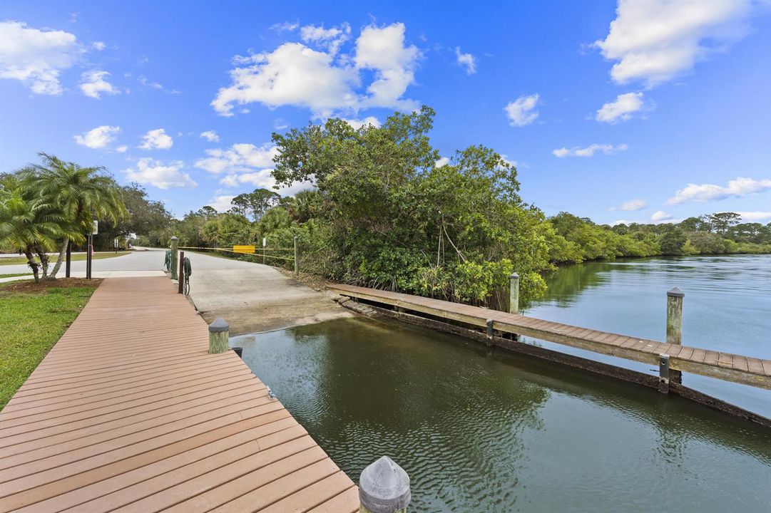 33_south river - boat launch
