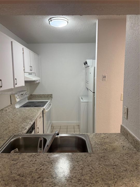 En Venta: $180,000 (2 camas, 2 baños, 768 Pies cuadrados)