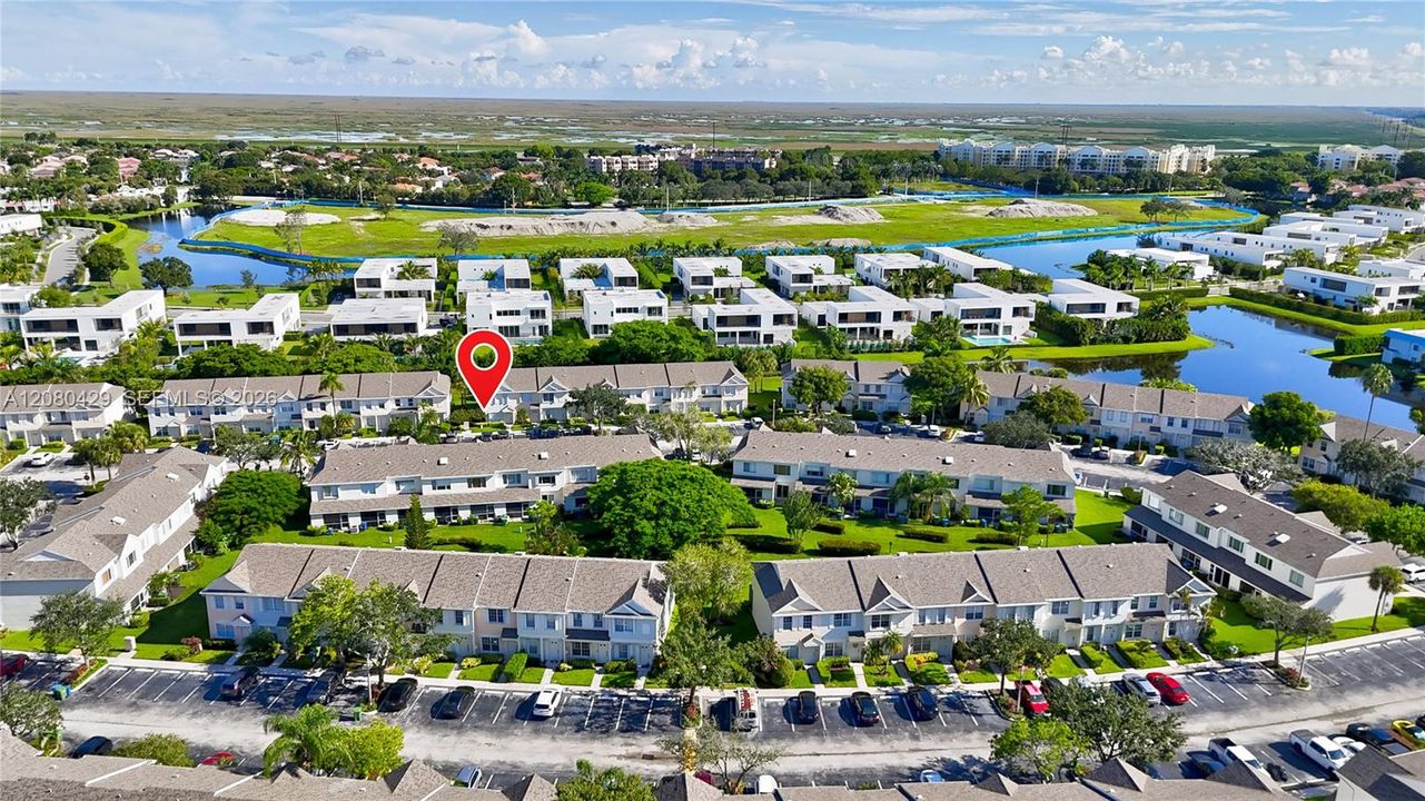 For Sale: $404,999 (2 beds, 1 baths, 1110 Square Feet)
