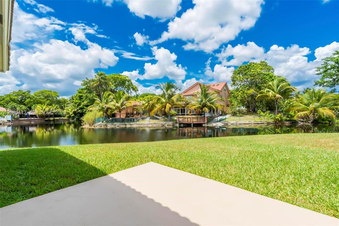 For Rent: $6,900 (4 beds, 3 baths, 3352 Square Feet)