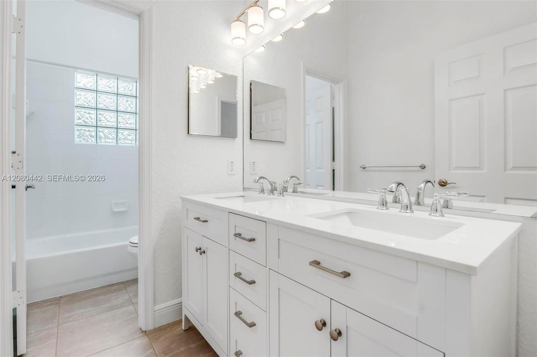 For Rent: $6,900 (4 beds, 3 baths, 3352 Square Feet)