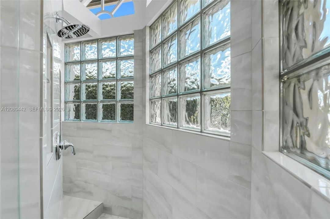 For Rent: $6,900 (4 beds, 3 baths, 3352 Square Feet)