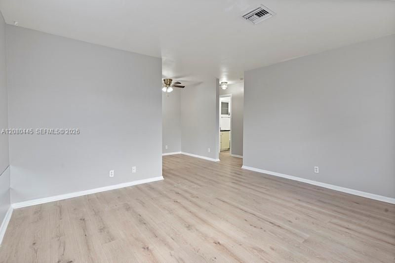 For Rent: $1,500 (1 beds, 1 baths, 600 Square Feet)
