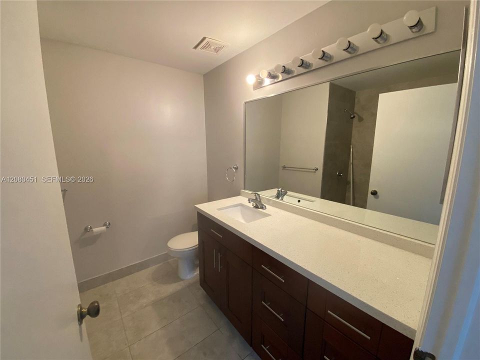 For Rent: $3,100 (3 beds, 2 baths, 1443 Square Feet)