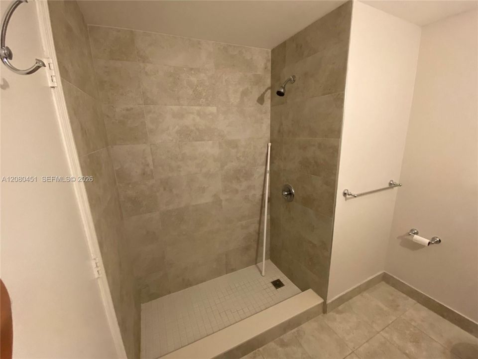 For Rent: $3,100 (3 beds, 2 baths, 1443 Square Feet)