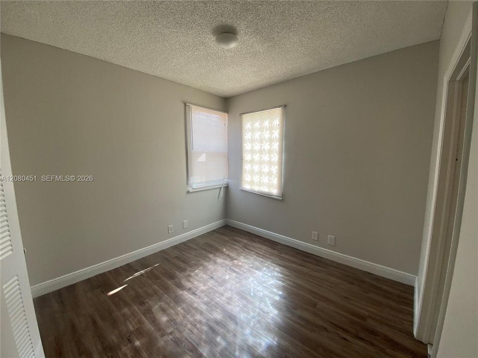 For Rent: $3,100 (3 beds, 2 baths, 1443 Square Feet)