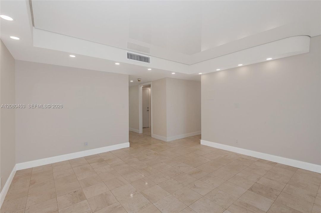 В аренду: $3,450 (2 спален, 2 ванн, 1350 Квадратных фут)