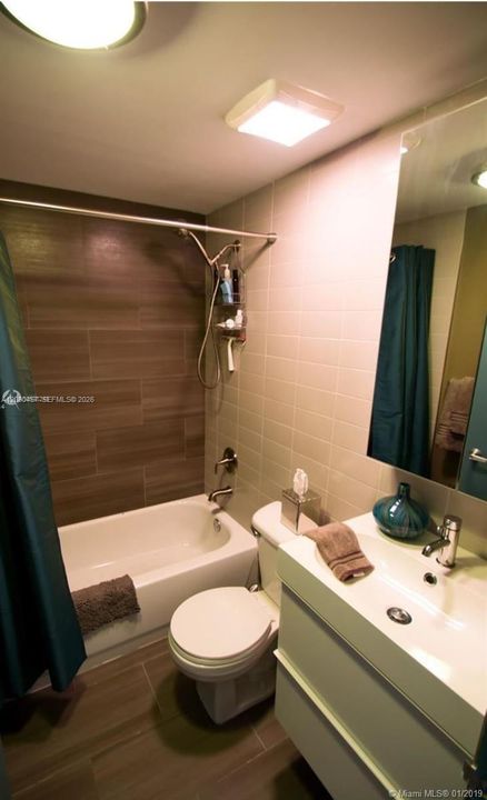 For Rent: $1,800 (0 beds, 1 baths, 455 Square Feet)