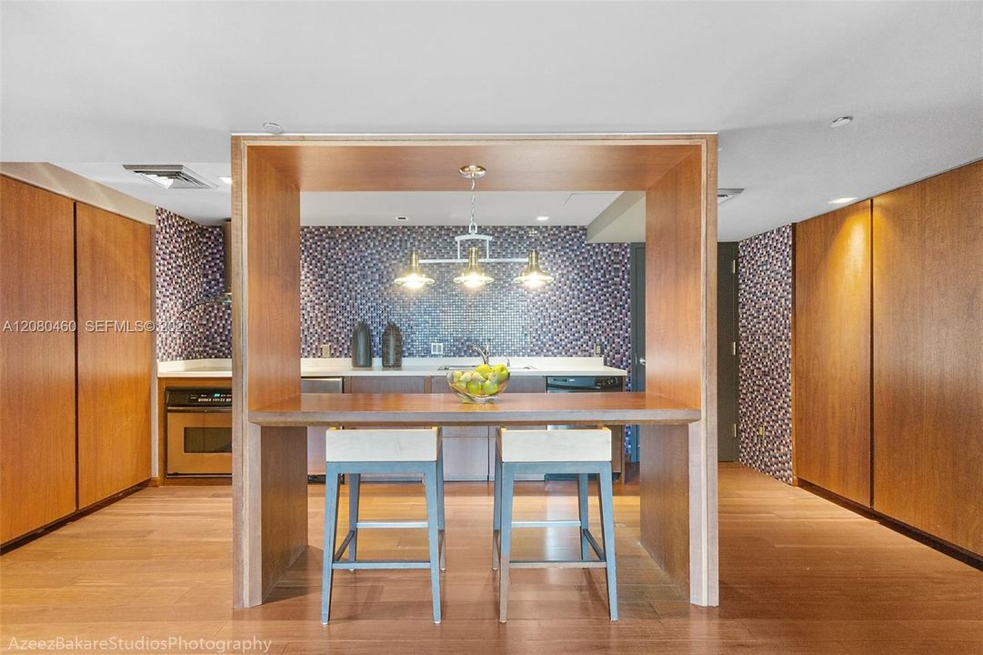 В аренду: $6,000 (3 спален, 2 ванн, 1792 Квадратных фут)