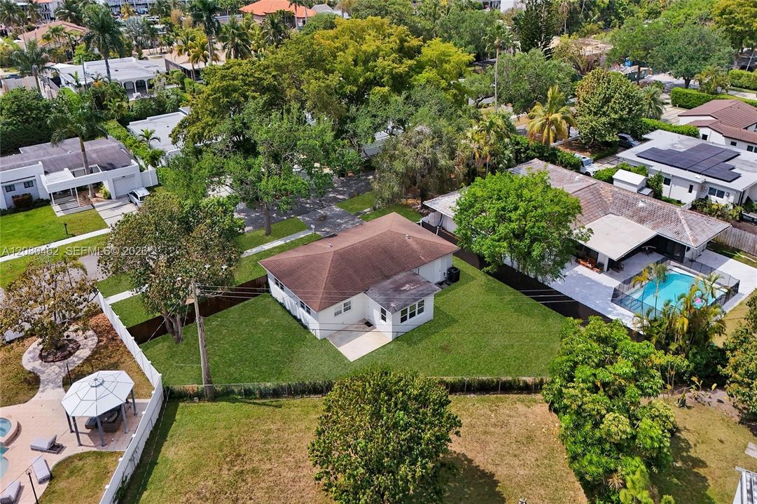 На продажу: $1,300,000 (3 спален, 2 ванн, 1568 Квадратных фут)