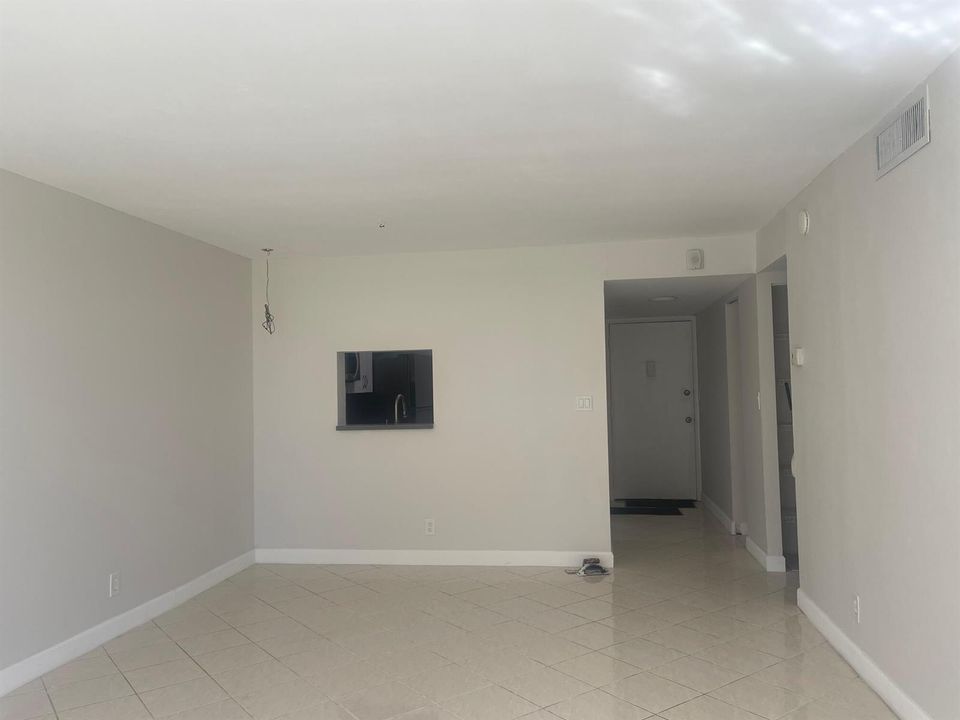 LivingRM2