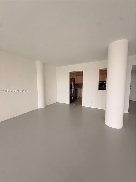 For Rent: $3,300 (1 beds, 1 baths, 1136 Square Feet)
