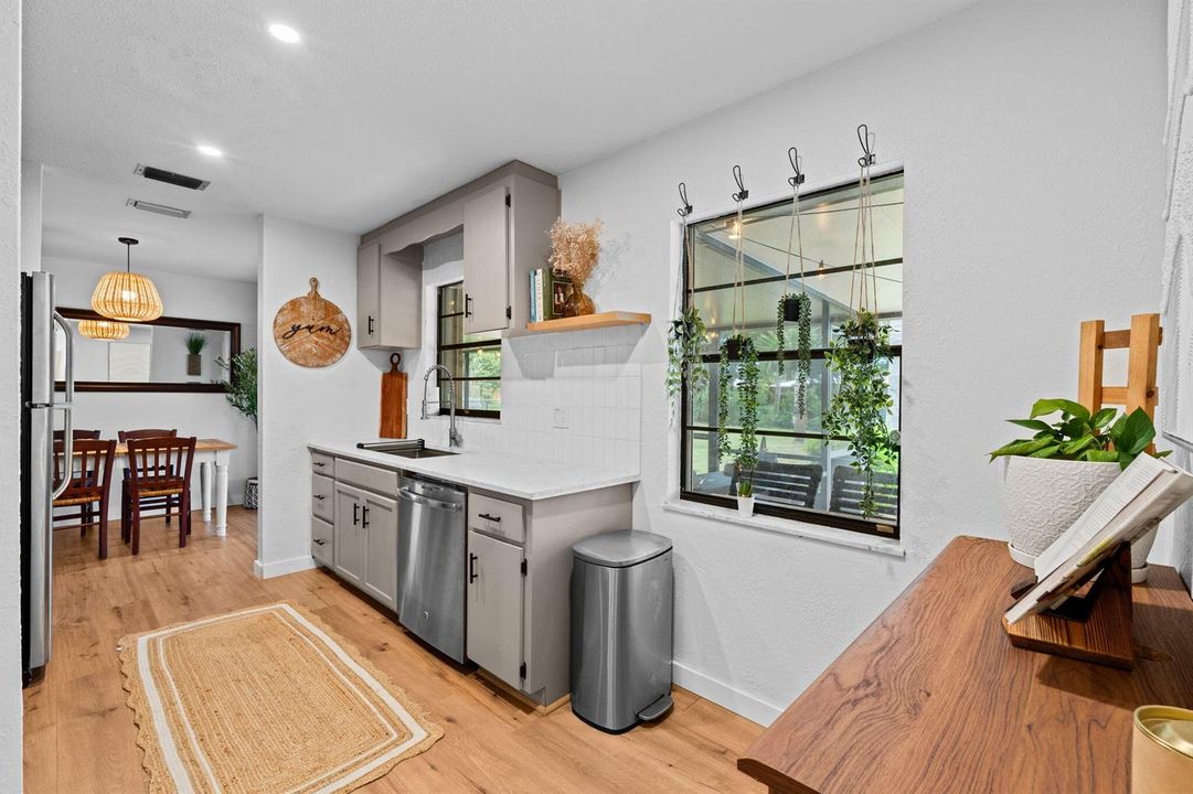 9-web-or-mls-A7400605
