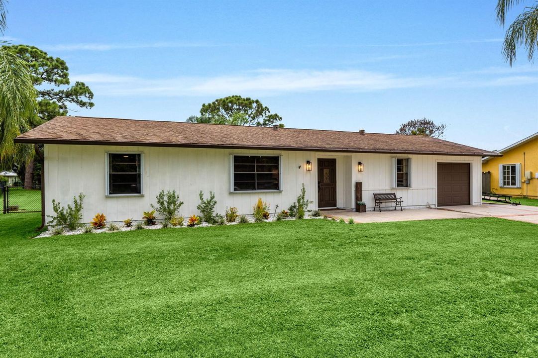 2-web-or-mls-A7400578