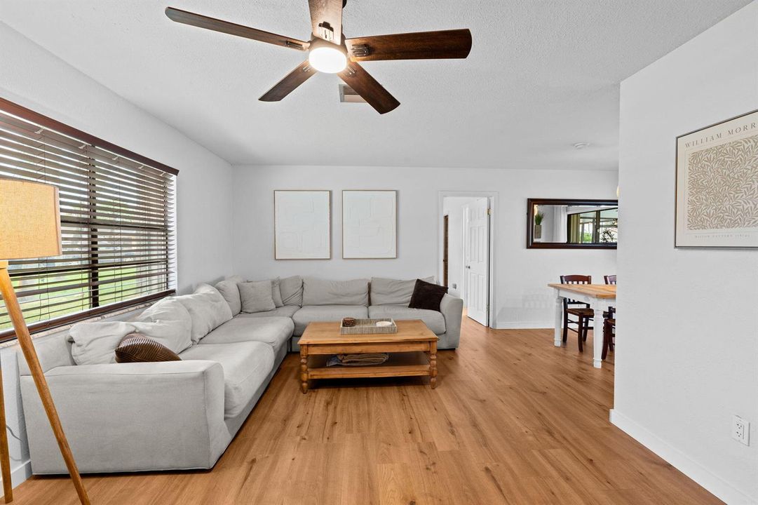 22-web-or-mls-A7400665