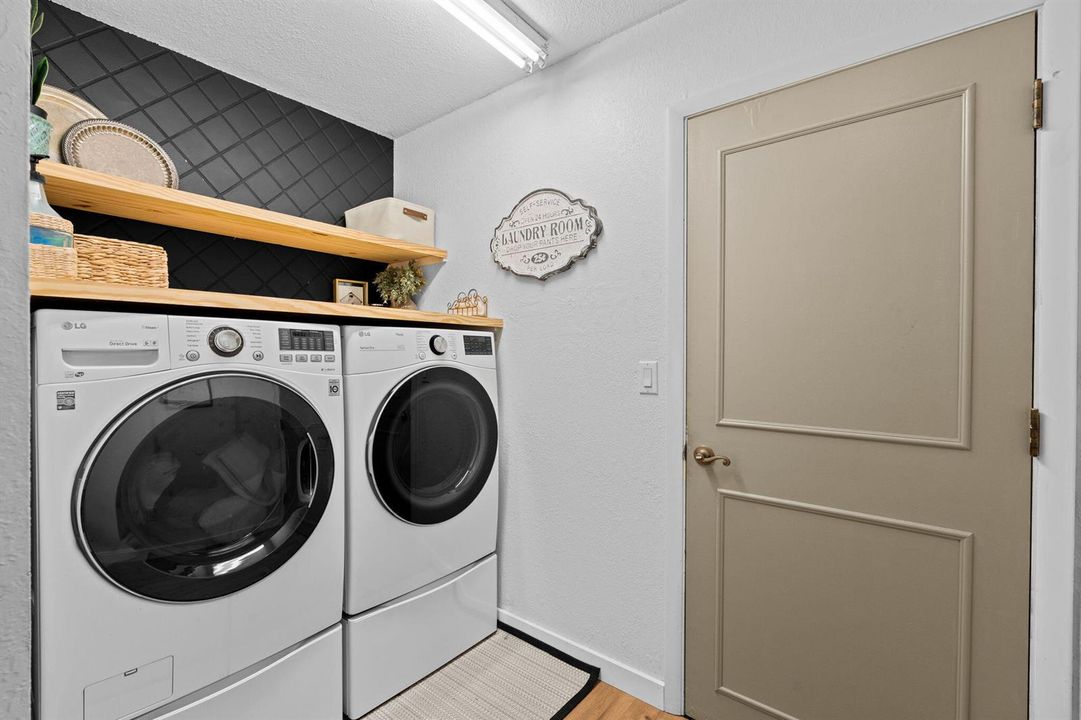 32-web-or-mls-A7400572