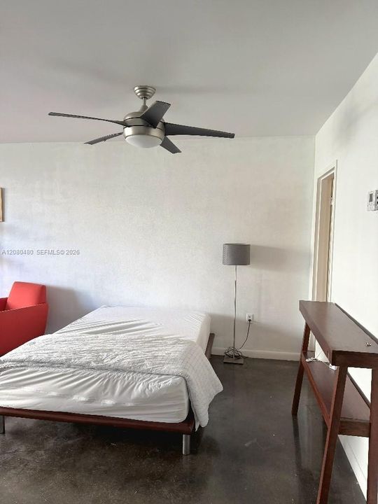 For Sale: $230,000 (0 beds, 1 baths, 540 Square Feet)