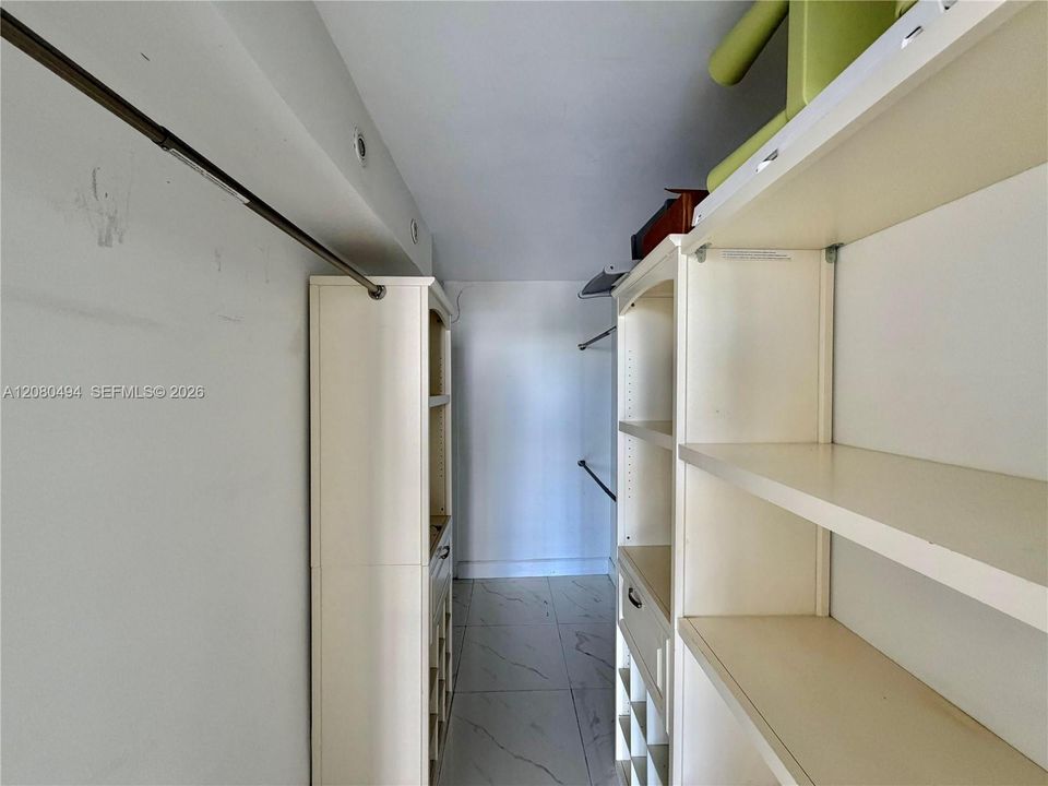 В аренду: $3,350 (2 спален, 2 ванн, 1605 Квадратных фут)