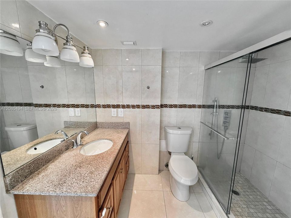 В аренду: $3,350 (2 спален, 2 ванн, 1605 Квадратных фут)