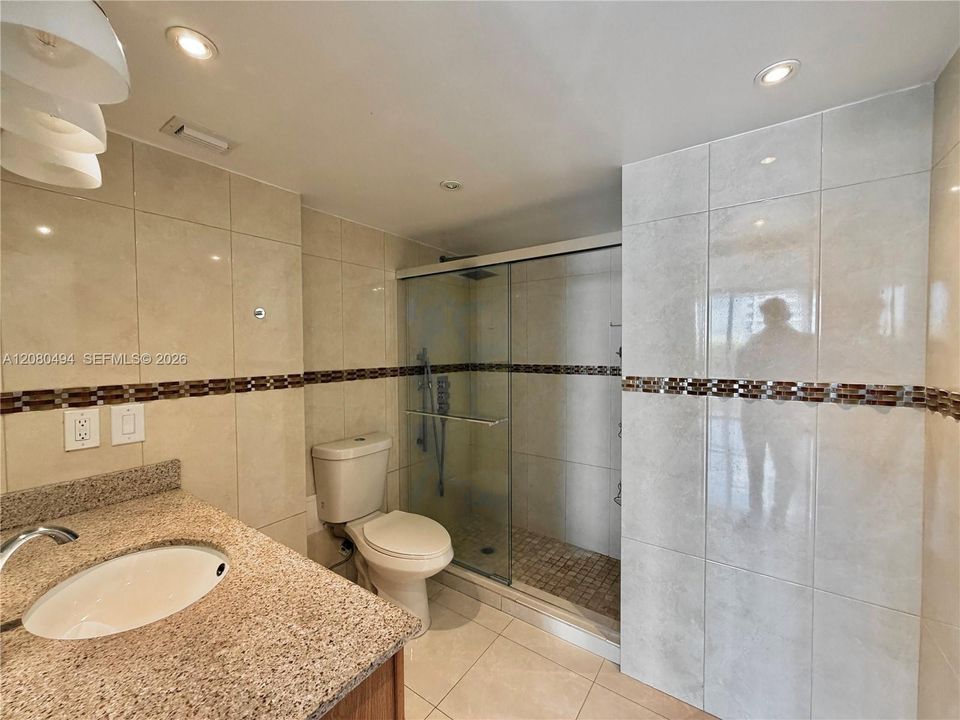 В аренду: $3,350 (2 спален, 2 ванн, 1605 Квадратных фут)