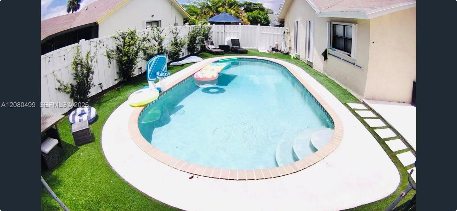 En Venta: $519,000 (3 camas, 2 baños, 1037 Pies cuadrados)
