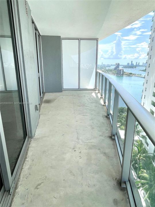 For Rent: $3,500 (1 beds, 1 baths, 745 Square Feet)