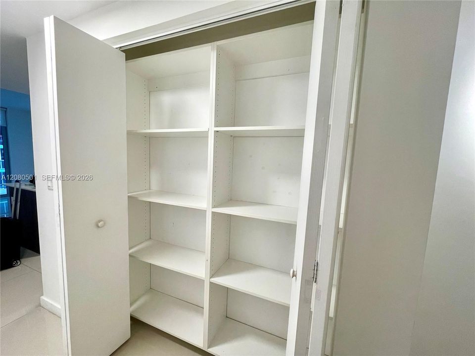For Rent: $3,500 (1 beds, 1 baths, 745 Square Feet)