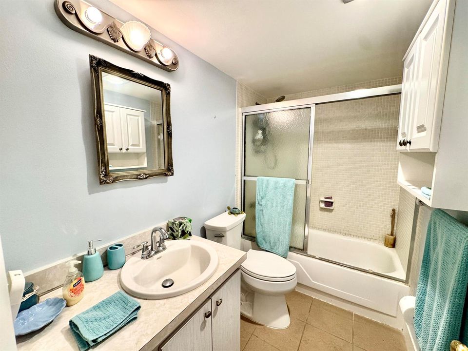 Guest Bathroom 1