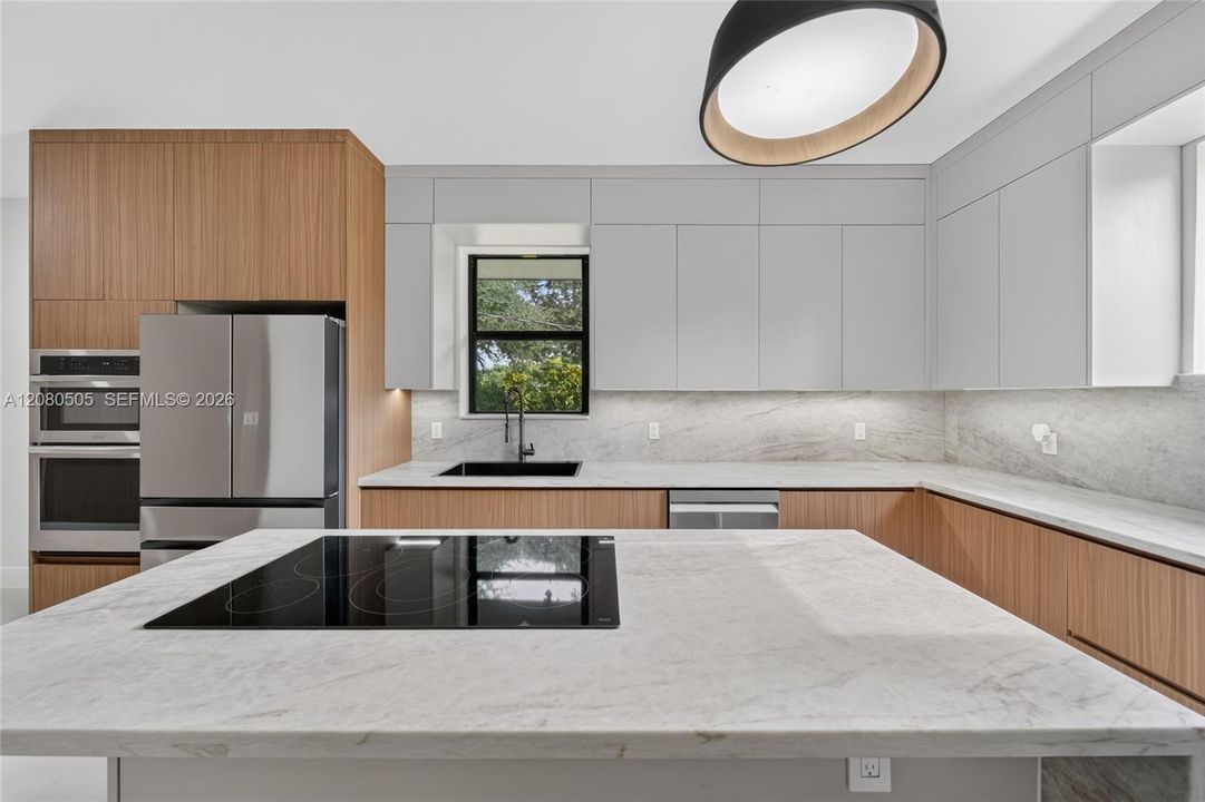 For Sale: $1,475,000 (3 beds, 2 baths, 1828 Square Feet)