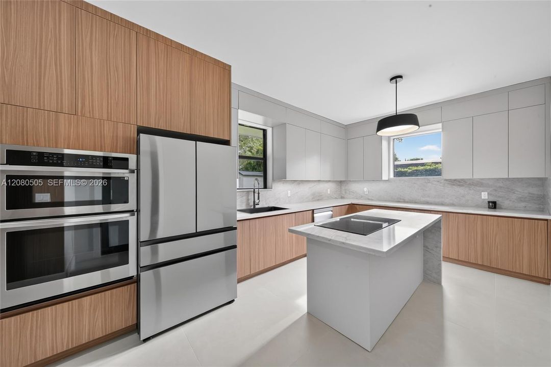 For Sale: $1,475,000 (3 beds, 2 baths, 1828 Square Feet)