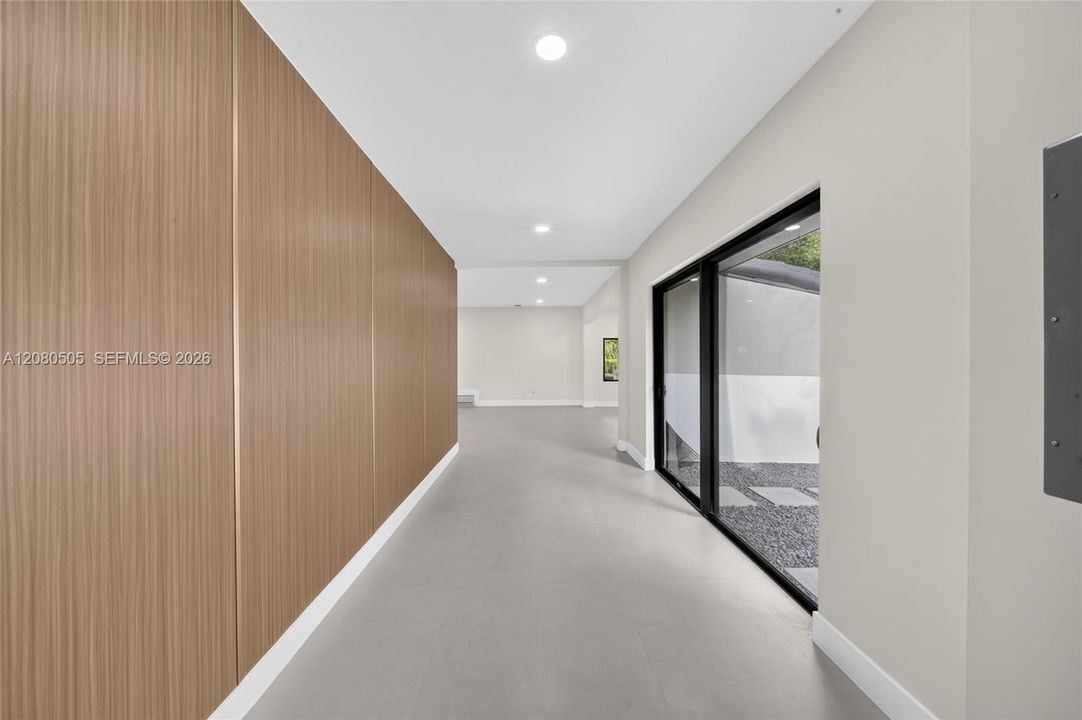 For Sale: $1,475,000 (3 beds, 2 baths, 1828 Square Feet)