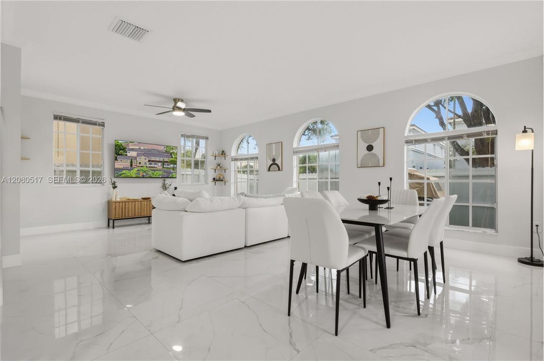 For Sale: $625,000 (4 beds, 2 baths, 2799 Square Feet)