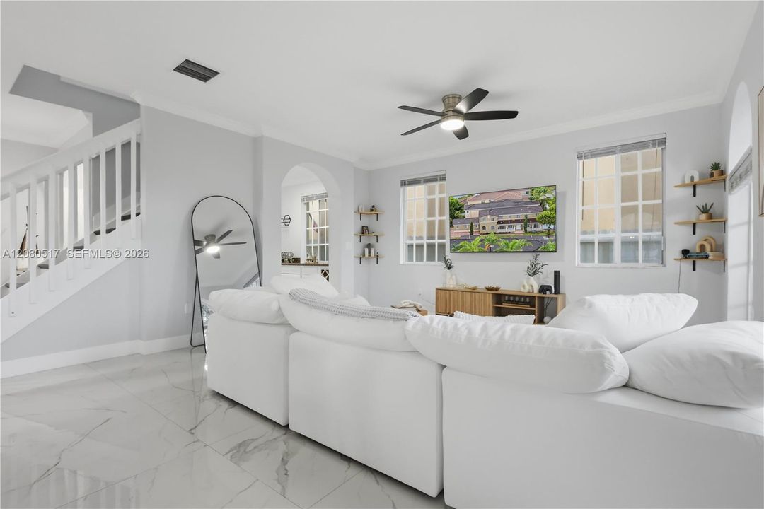 For Sale: $625,000 (4 beds, 2 baths, 2799 Square Feet)