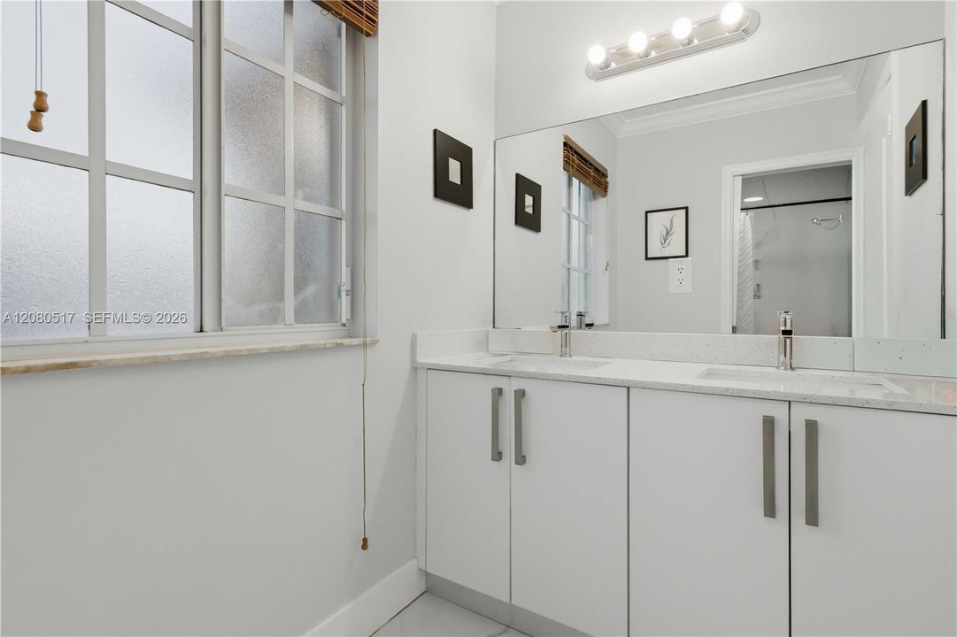 For Sale: $625,000 (4 beds, 2 baths, 2799 Square Feet)