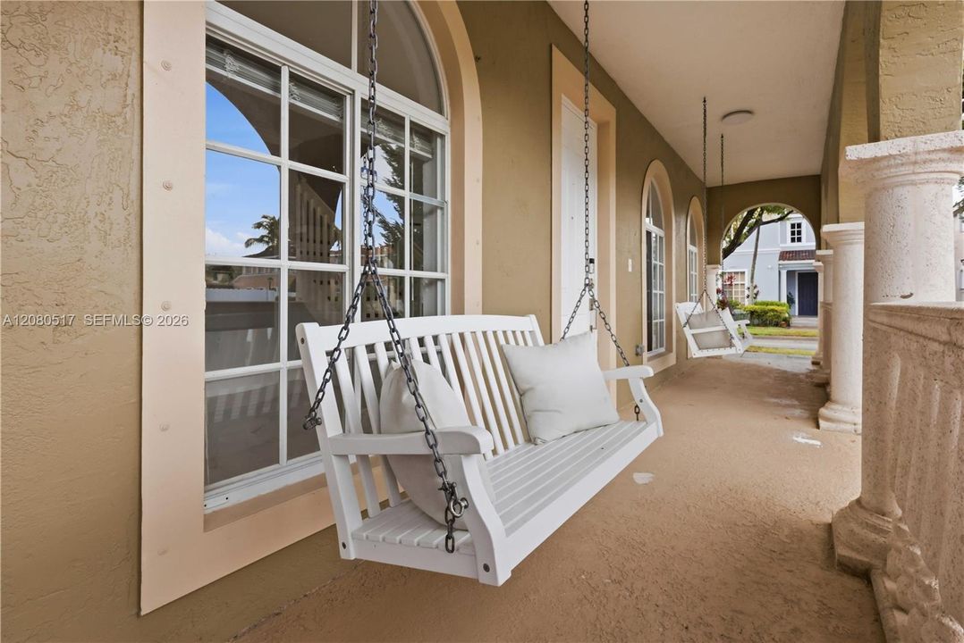 For Sale: $625,000 (4 beds, 2 baths, 2799 Square Feet)