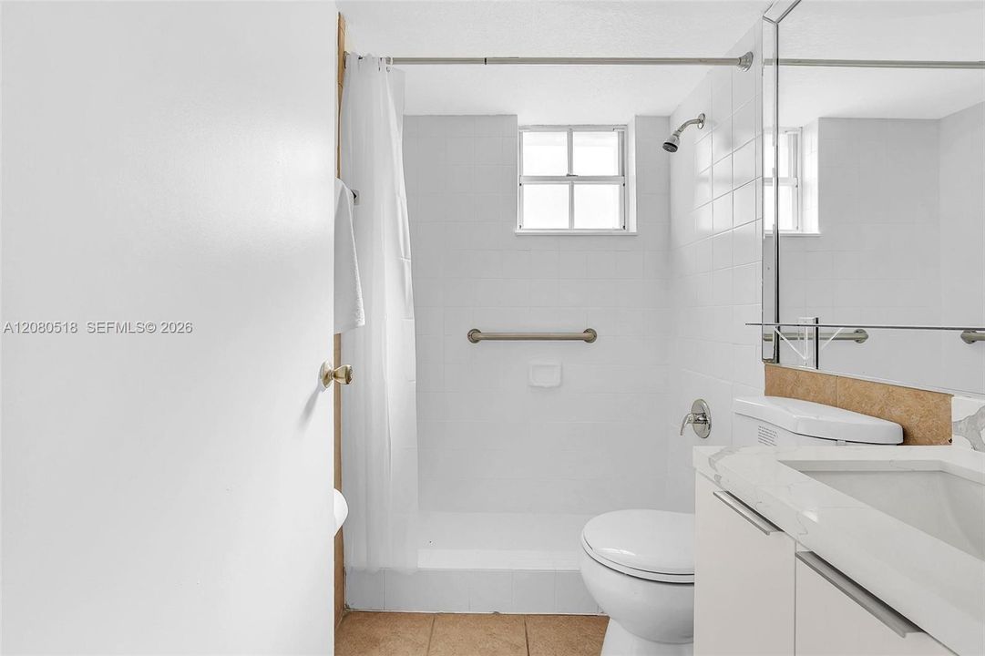 For Rent: $2,700 (3 beds, 2 baths, 1063 Square Feet)