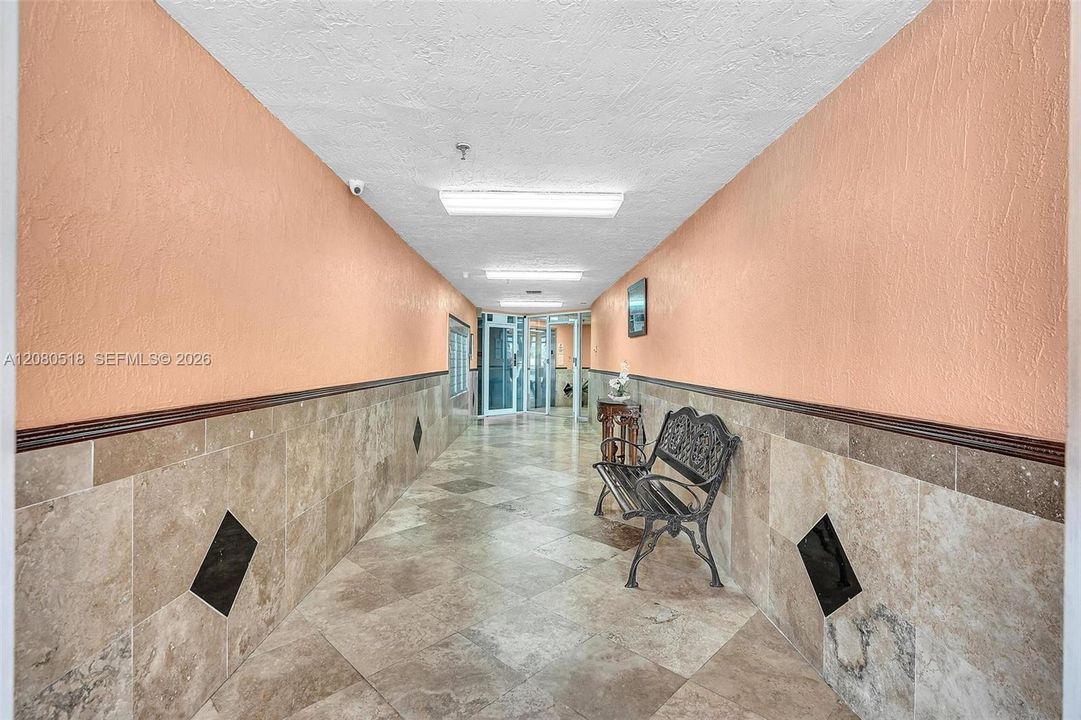 For Rent: $2,700 (3 beds, 2 baths, 1063 Square Feet)