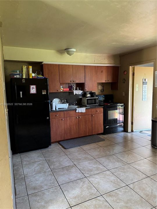 For Sale: $590,000 (0 beds, 0 baths, 1860 Square Feet)