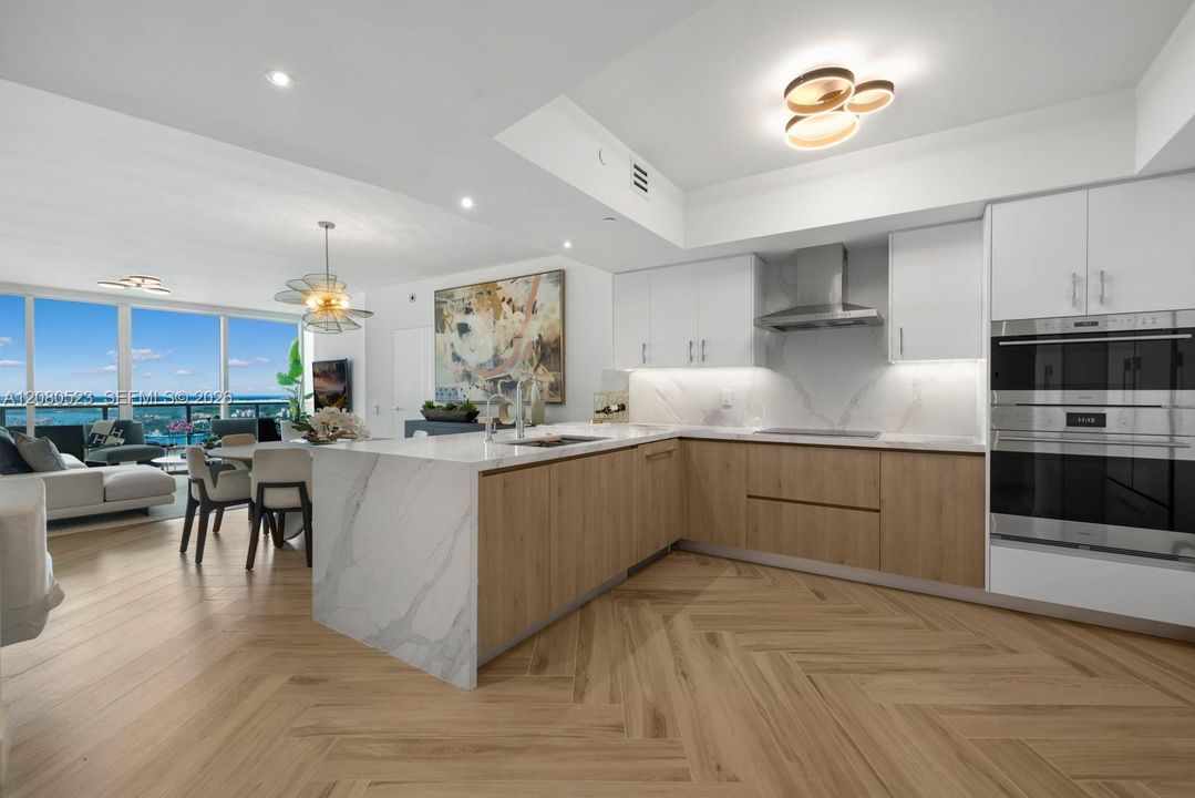 For Rent: $17,500 (2 beds, 2 baths, 1750 Square Feet)