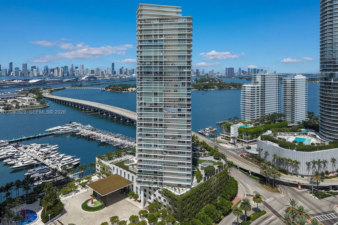 For Rent: $17,500 (2 beds, 2 baths, 1750 Square Feet)