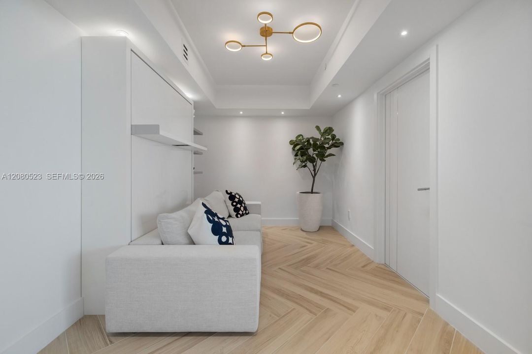 For Rent: $17,500 (2 beds, 2 baths, 1750 Square Feet)