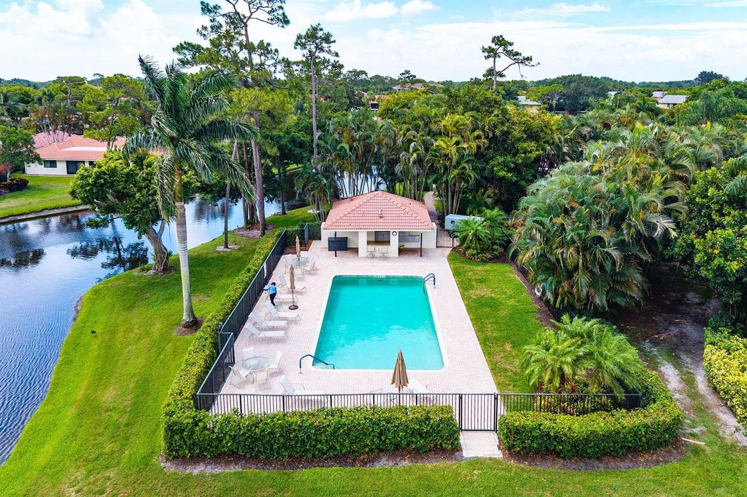 Area Pool