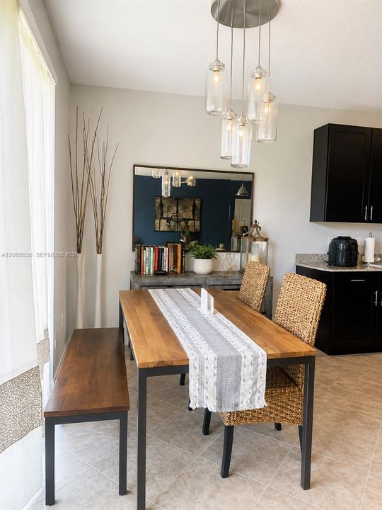 For Rent: $3,000 (3 beds, 2 baths, 1806 Square Feet)