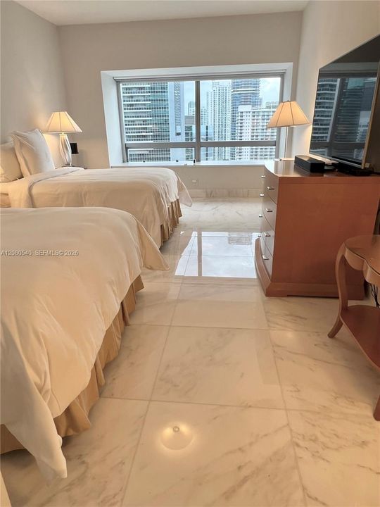 En Renta: $16,000 (2 camas, 2 baños, 1801 Pies cuadrados)