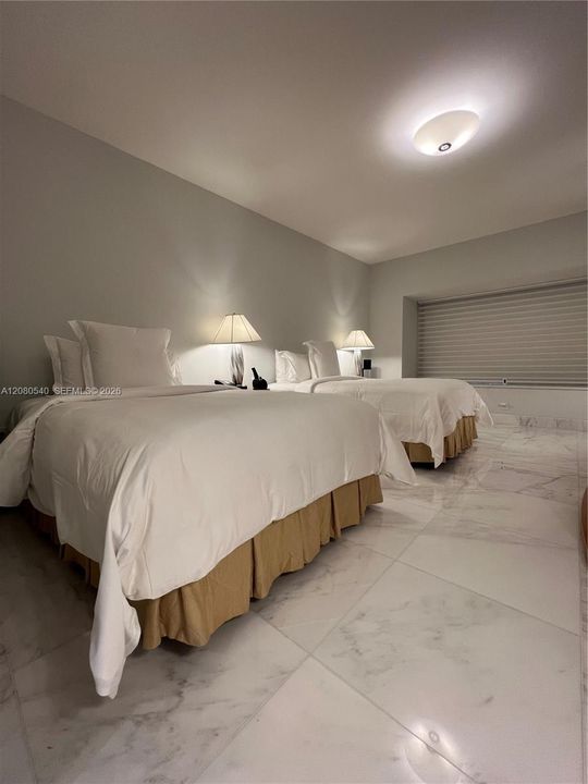 En Renta: $16,000 (2 camas, 2 baños, 1801 Pies cuadrados)