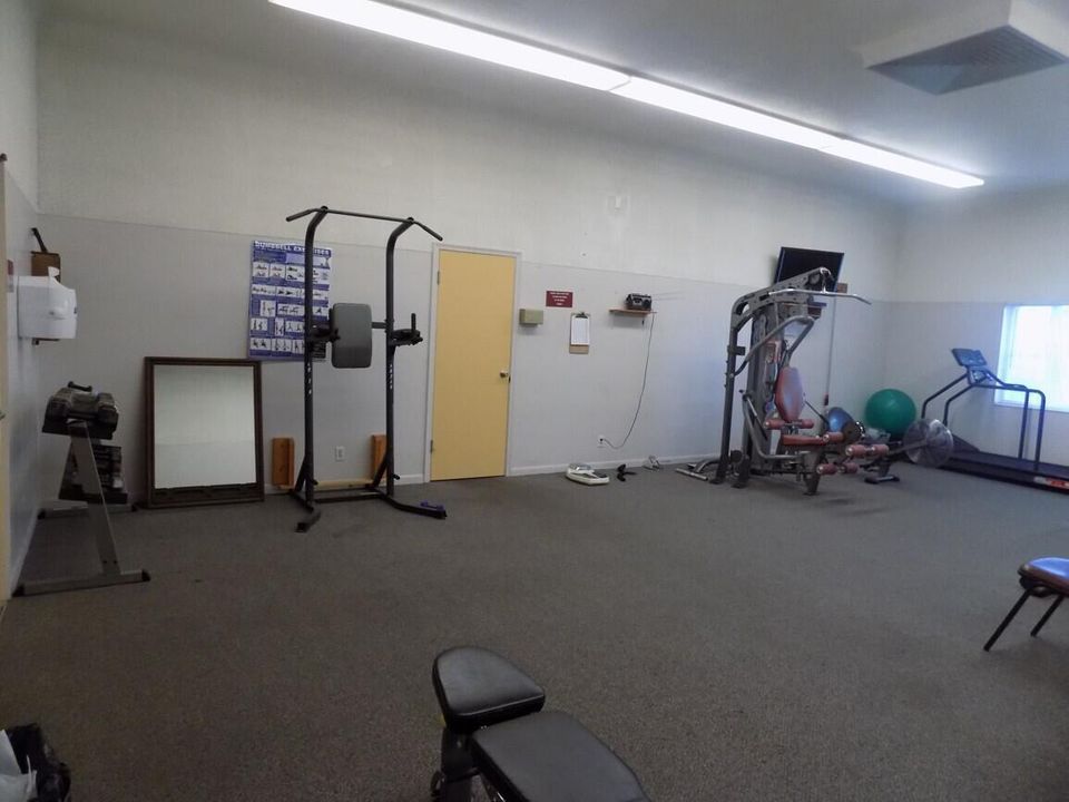 Murry Hills Gym